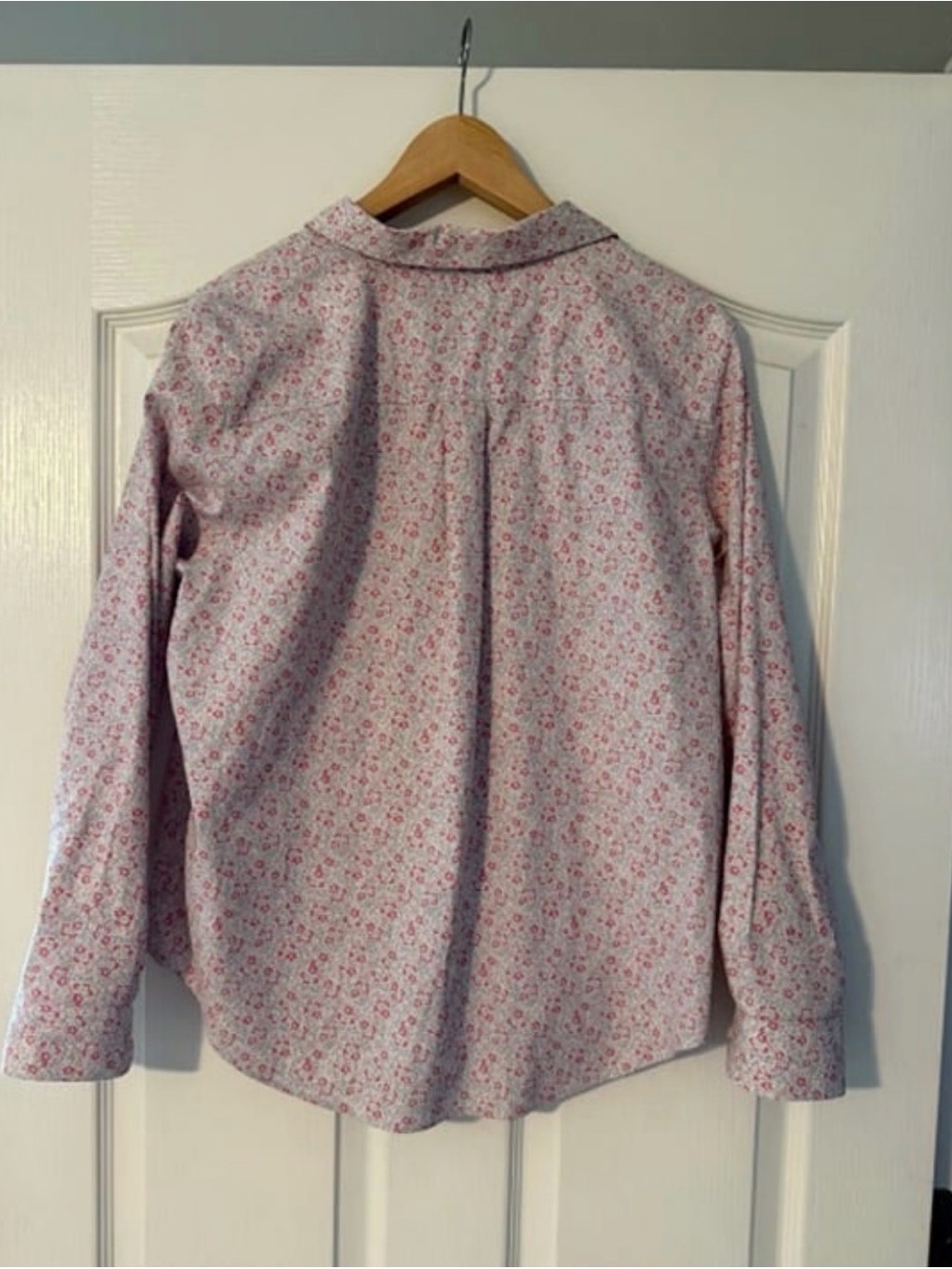 L.L.Bean Wrinkle Resist Floral Button Down Shirt Large Petite 100% Cotton - Picture 3 of 4